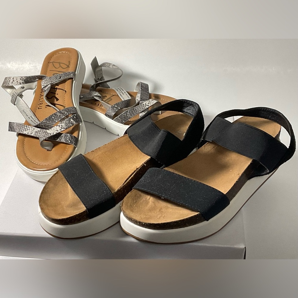 Set of 2 Pairs of Sandals